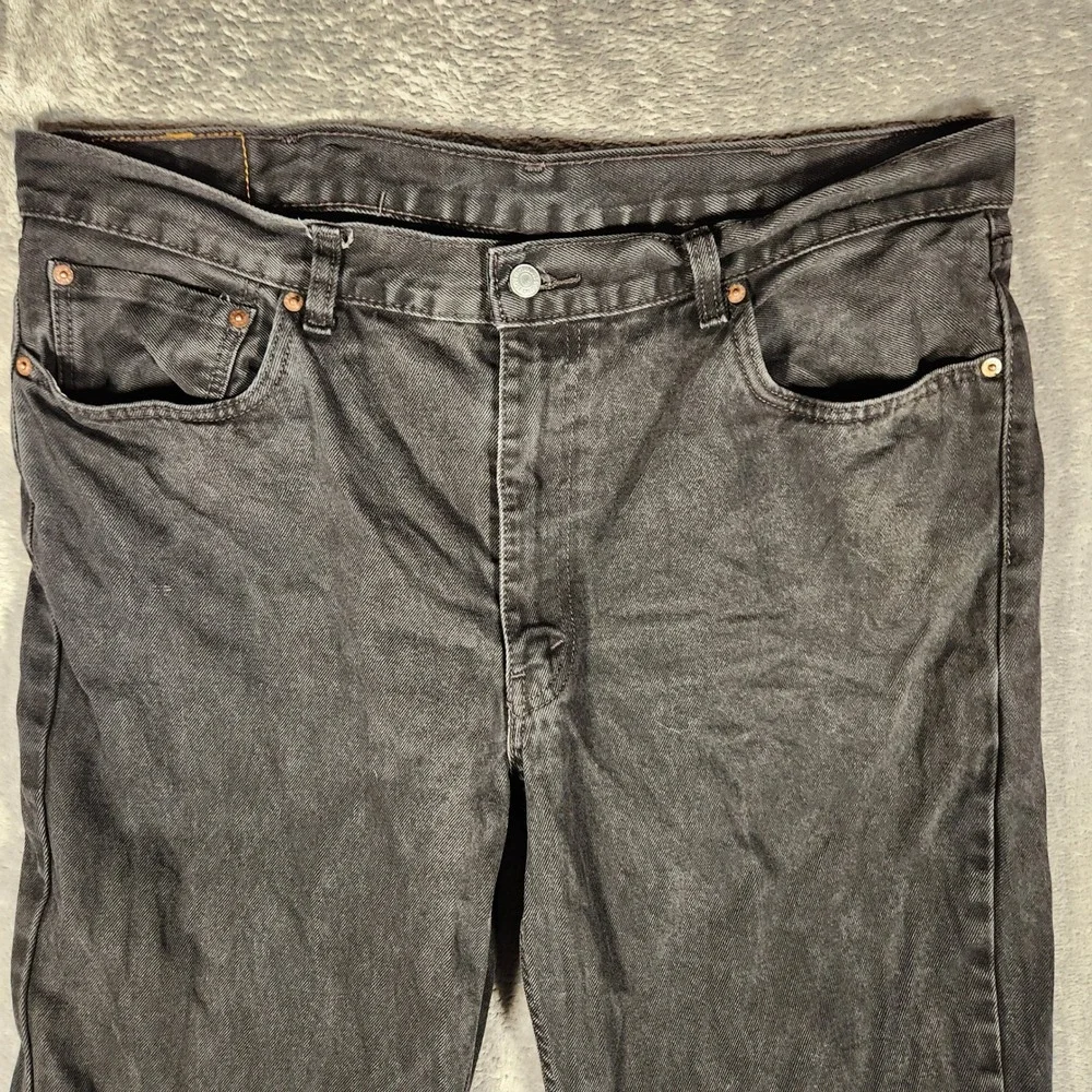Levi's 550 Relaxed Fit Jeans Mens 40x32 Black Excellent Faded Tapered Leg Denim